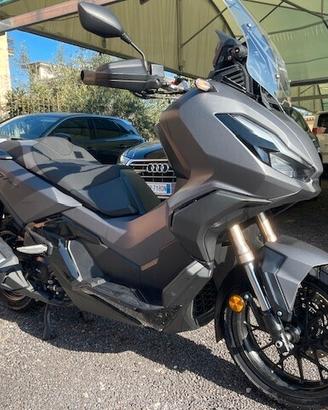 Honda ADV 350 ABS KEYLESS