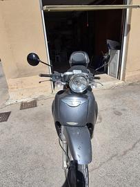   scarabeo 125