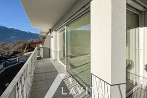 Nuovo Bilocale con terrazzo a Montagna - Casaclima