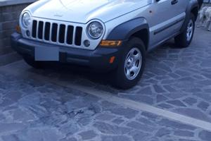 Jeep cherokee CRD 2800