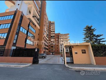 Posto auto via Amendola Bari