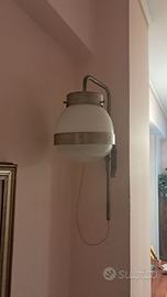 LAMPADARIO ARTEMIDE CON SUPPORTO A PARETE