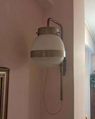 LAMPADARIO ARTEMIDE CON SUPPORTO A PARETE