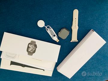 Smartwatch con design simile ad Apple Watch Series