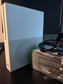 Xbox One S 1TB + Giochi + Cavo. Pronta all’uso