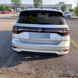 T CROSS