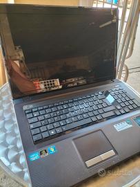 ASUS 17" COREI7 guasto 