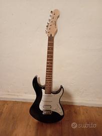 chitarra elettrica yamaha