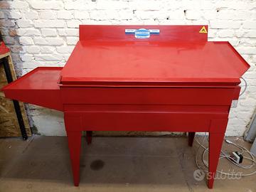 Vasca per lavaggio pezzi meccanici moto