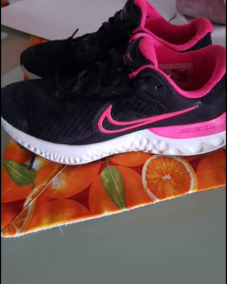 SCARPE NIKE RENEW ORIGINALI  N. 36