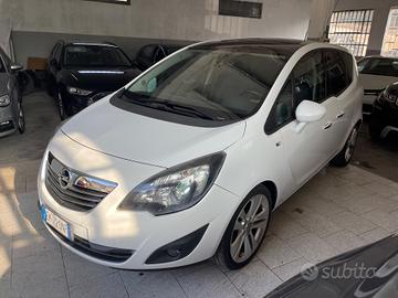 Opel Meriva 1.7 CDTI 110CV b-color Panoramic