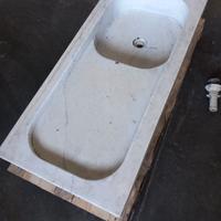 Lavandino cucina in pietra con sgocciolatoio 