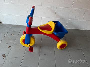 Triciclo a pedali bambino