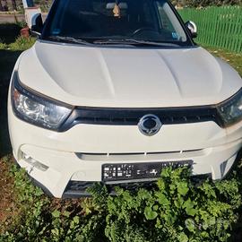 ssangyong tivoli 