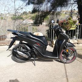 Honda SH 125 Sport 