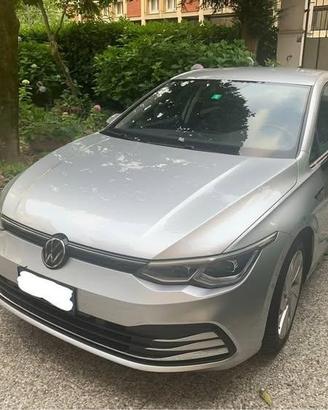 VOLKSWAGEN GOLF VIII HYBRID
