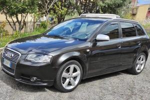 Audi A3 SPB 2.0 16V TDI quattro Ambiente