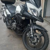 Suzuki V Strom DL 650 - 2011