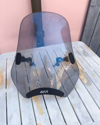 givi cupolino universale