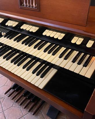 Organo Hammond M143 tonewheel anni ’60