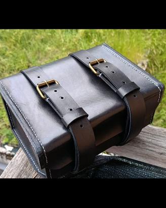 Bauletto in cuoio