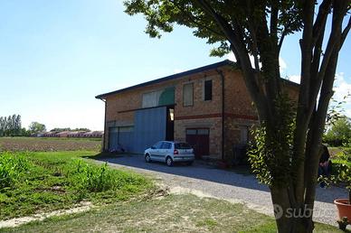 Villa di 220 m² con 4 locali a Mirano
