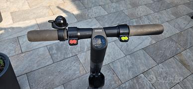 Ninebot KickScooter E25A – doppia batteria