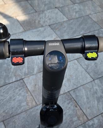 Ninebot KickScooter E25A – doppia batteria