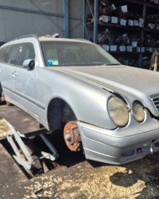 Ricambi per MERCEDES E 270 2.7 CDI 612961