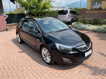Opel Astra 2.0 CDTI 160CV 5 porte aut. Cosmo S