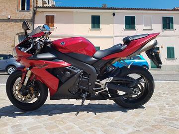 Yamaha YZF R1 - 2004