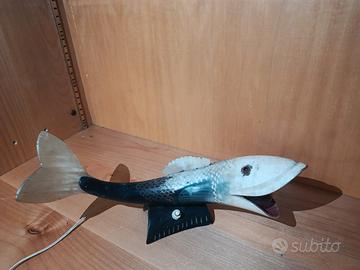 Lampada a forma di pesce artigianale 