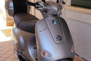 Vespa ET4