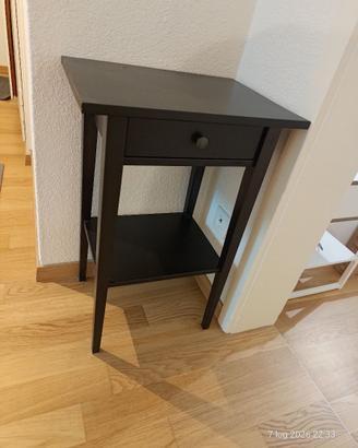 Comodino Ikea Hemnes nero