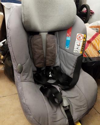 Seggiolino auto con isofix 