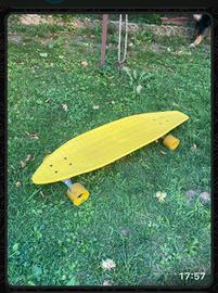 Skate board adulti come nuovo, usato pochissimo.