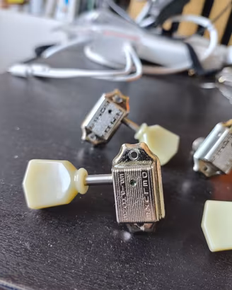 Set 6 meccaniche Epiphone Deluxe 3+3 – Vintage Sty