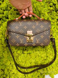 Louis Vuitton Pochette Metis East West