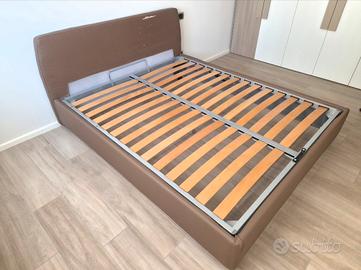 Letto contenitore matrimoniale  in Ecopelle