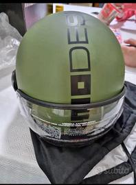 Casco nuovo mai usato taglia M