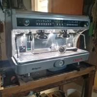 Macchina caffè professionale per bar