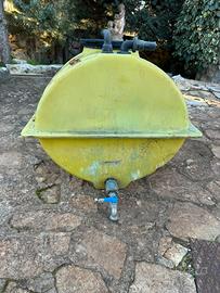 Cisterna vetroresina 200lt carrellabile