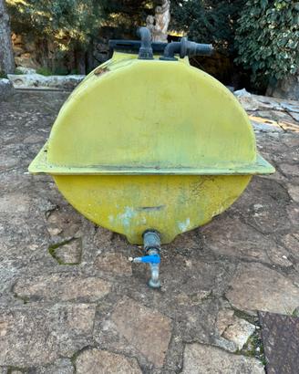 Cisterna vetroresina 200lt carrellabile