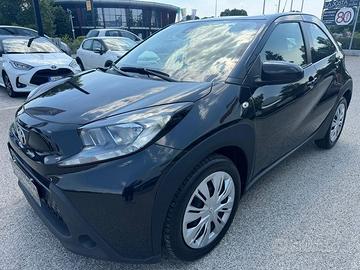 Toyota Aygo X 1.0B (72 CV) Active