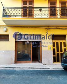 Negozio commerciale ristrutturato 100 mq [LM/14]