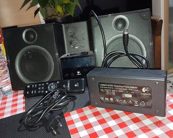 Logitech pure-fi elite, completo.