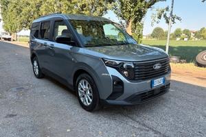 Ford Tourneo Courier 1.0 EcoBoost Active
