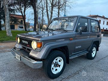 Toyota Land  Cruiser LJ70 LX Clima Unipro Sgarage