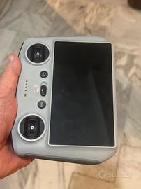 Drone DJI. Mini 3 Pro + telecomando RC e Accesss