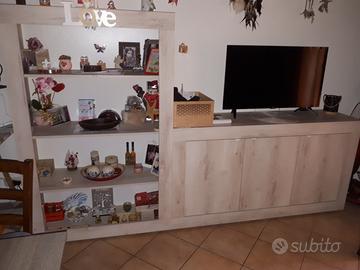armadietti in noce chiaro 